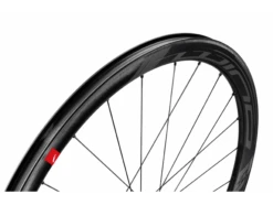 FULCRUM WIND 40 DB WHEELSET 6 FULCRUM WIND 40 DB WHEELSET -Default Template 3 0x0 2020 WIND 40 DB rim closeup1 large