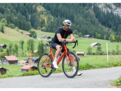 SIGNATURE VENTURI STC ULTEGRA Di2 36 SIGNATURE VENTURI STC ULTEGRA Di2 -Default Template 3 i Ride Swiss 6895R web large